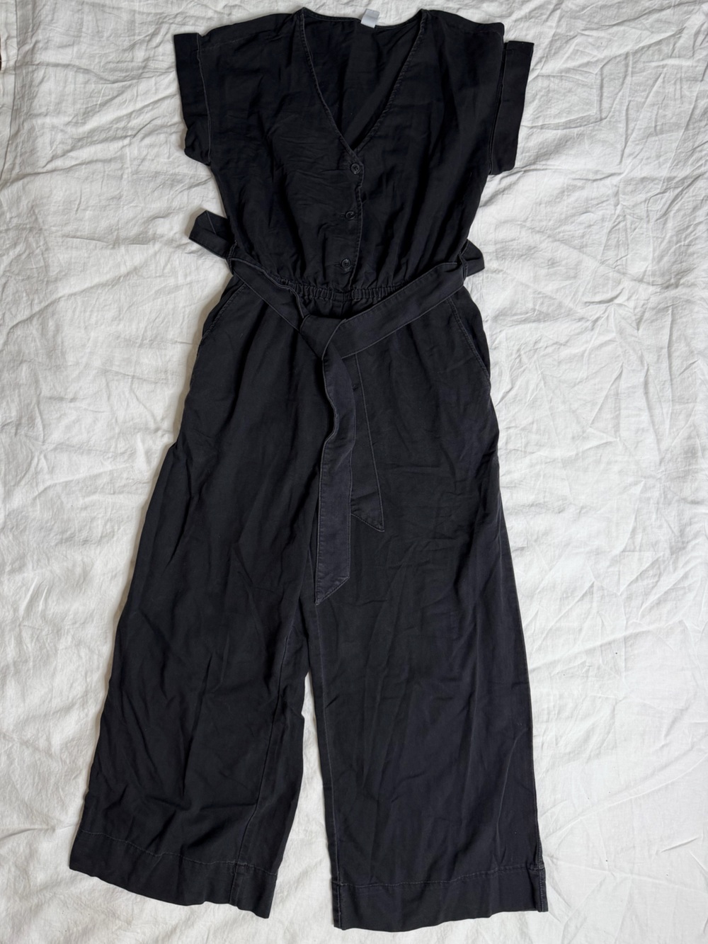 H&M Black Button-Up Wide Leg Jumpsuit with Belt women’s size M
